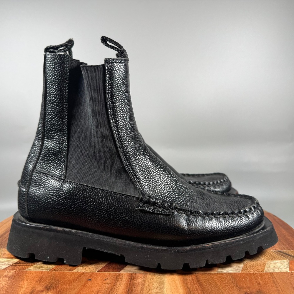HEREU Alda Black Pebbled Leather Chunky Lug Sole Chelsea Boots Spain EU 37 US 7